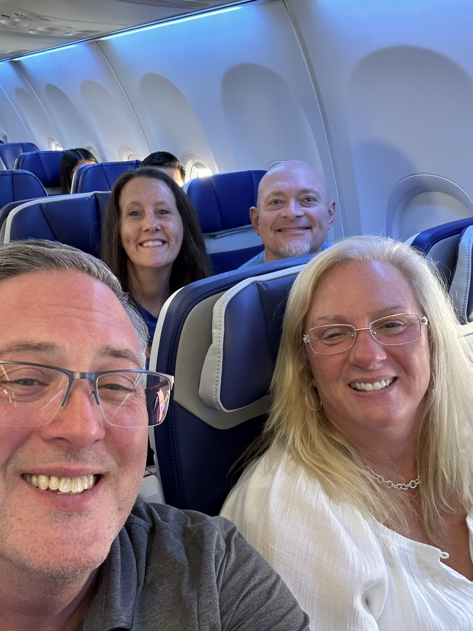 Off to Hawaii we go!!